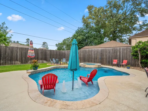 6614 Seinfeld Ct, Houston, TX 77069