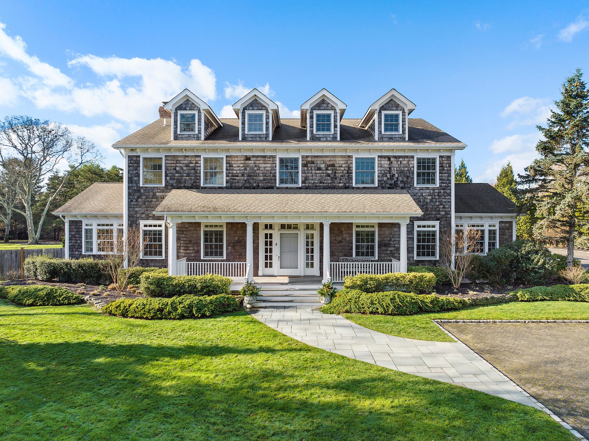 15 Bridle Path, Remsenburg, NY 11960 Out East