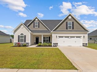 1039 Mackerel Mnr, New Bern, NC 28562