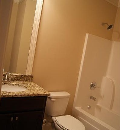 5th image of 1255 Roswell Manor Cir