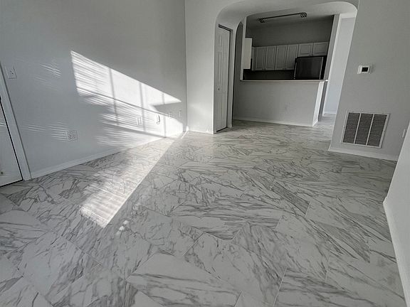 2nd image of 25103 Harbour Vista Cir