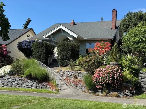 919 N Sheridan Avenue, Tacoma, WA 98403