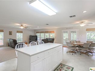 548 Domino Five, Seguin, TX 78155