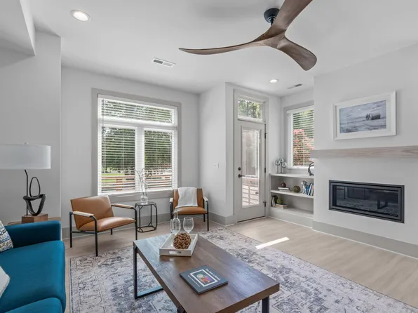 1008 Addison Pl #101 & 102, Raleigh, NC 27610