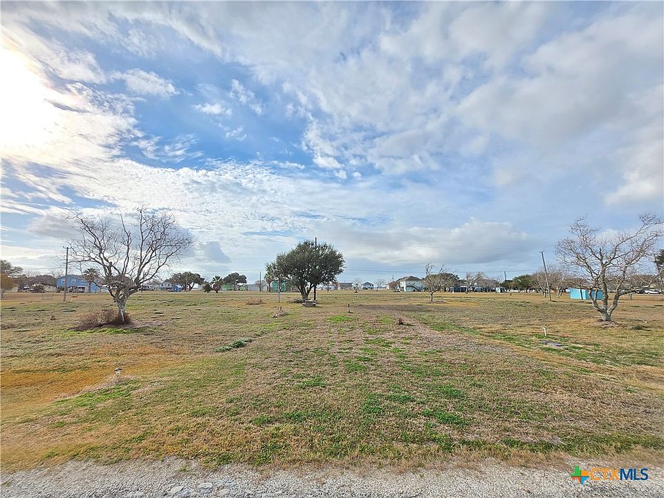1st image of 125 Stovall Dr