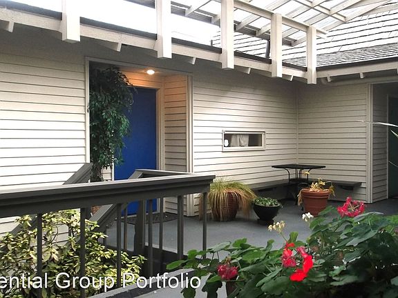 2nd image of 1125 102nd Ave NE APT 3