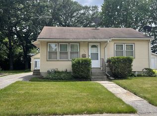 725 17th St NE, Mason City, IA 50401