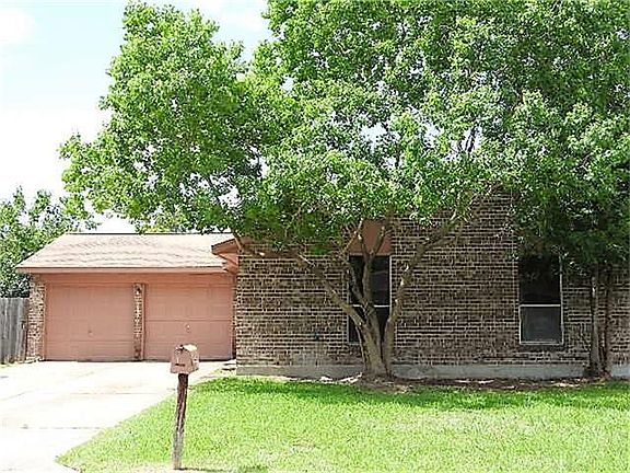 2nd image of 11611 Woodshaver Dr