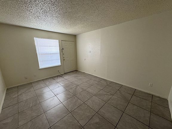 2nd image of 1313 Quail Cir APT B