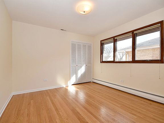 5th image of 2542 Nona St