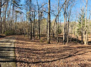 218 Gauley Falls Rd, Pickens, SC 29671