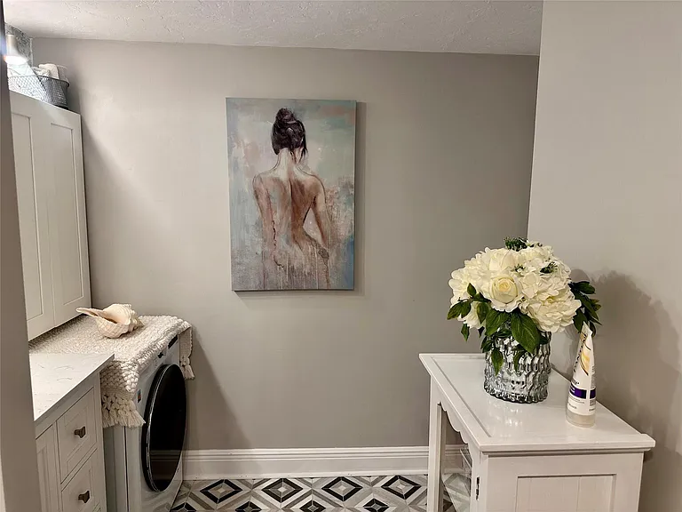 1147 Hillsboro Mile #214 — Photo 40
