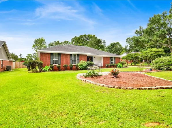 10531 Hunters Ridge Dr, Mobile, AL 36695
