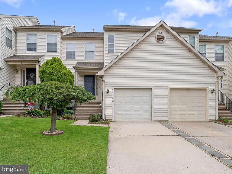 5 Larkspur Ct — Photo 1