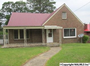1411 Chandler St, Gadsden, AL 35903