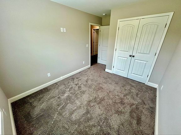 4th image of 112 Elmwood Ave