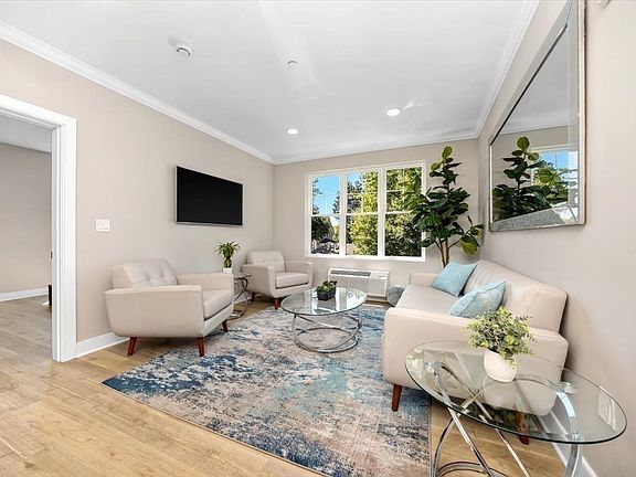 4th image of 21 Totman St #403