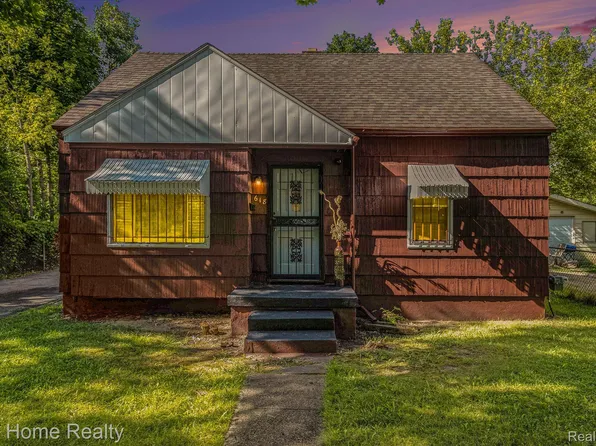 618 W Mott Ave, Flint, MI 48505