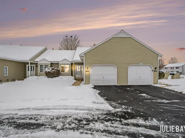 2843 Parkside Dr #14, Jenison, MI 49428