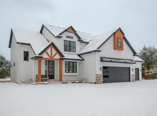 2633 Ashford Trl, Portage, MI