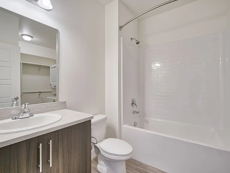 Eden Apartments — Photo 33