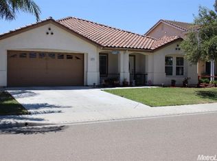 1212 Wigeon Dr, Patterson, CA 95363