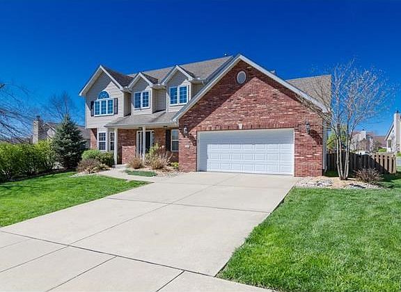 3rd image of 105 Crystal Ln