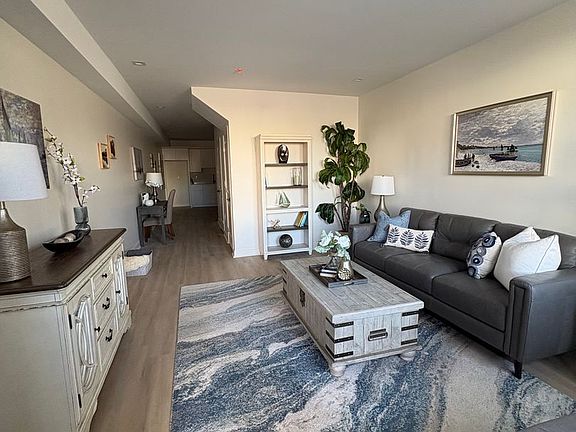 5th image of 50 Murray St #4