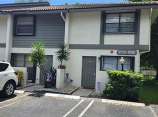 9778 Shadow Wood Blvd, Coral Springs, FL 33071
