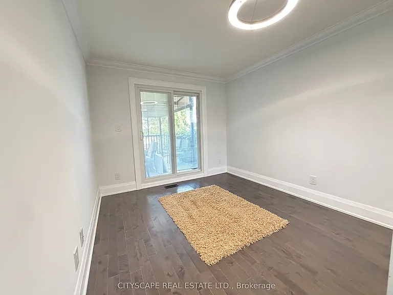 135 Bonham Blvd #UPPER — Photo 25