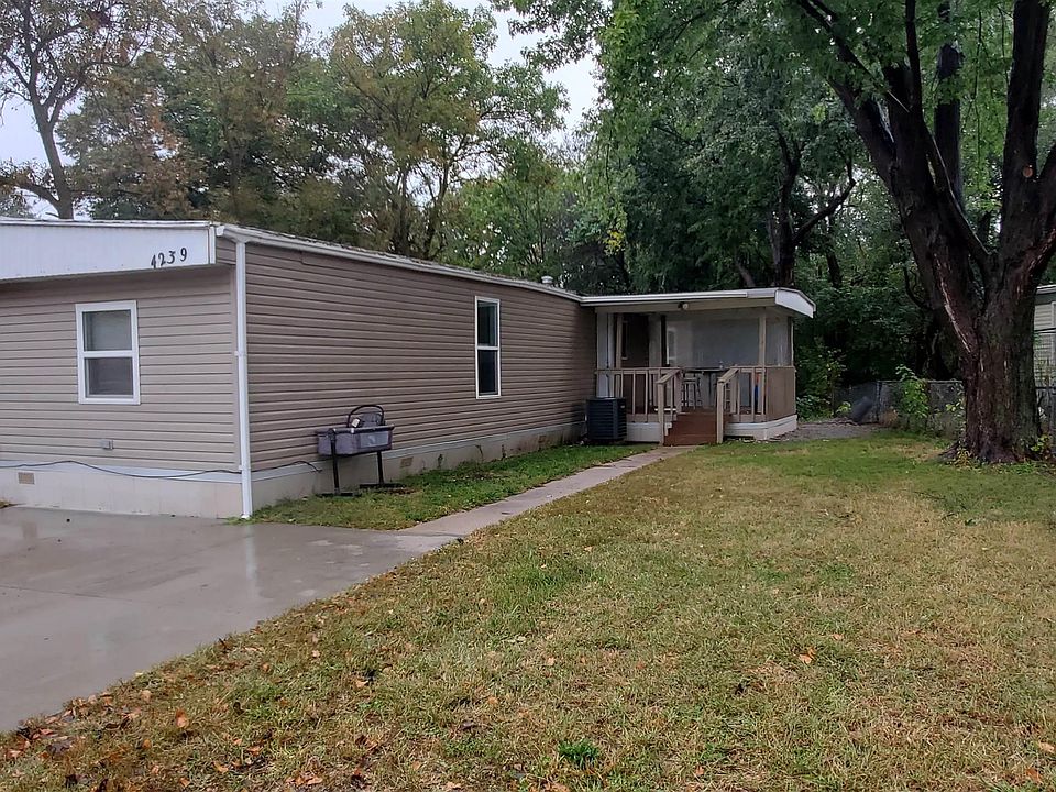 1st image of 4239 Bellville Dr