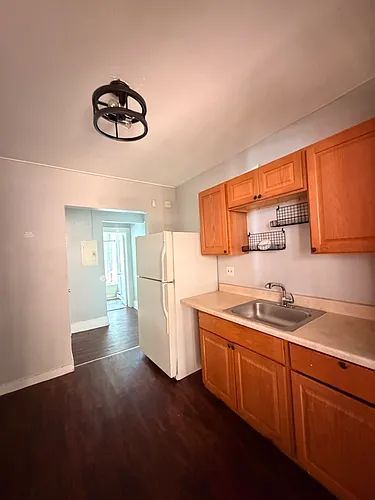 204 S Marshall St #4 Photo 1