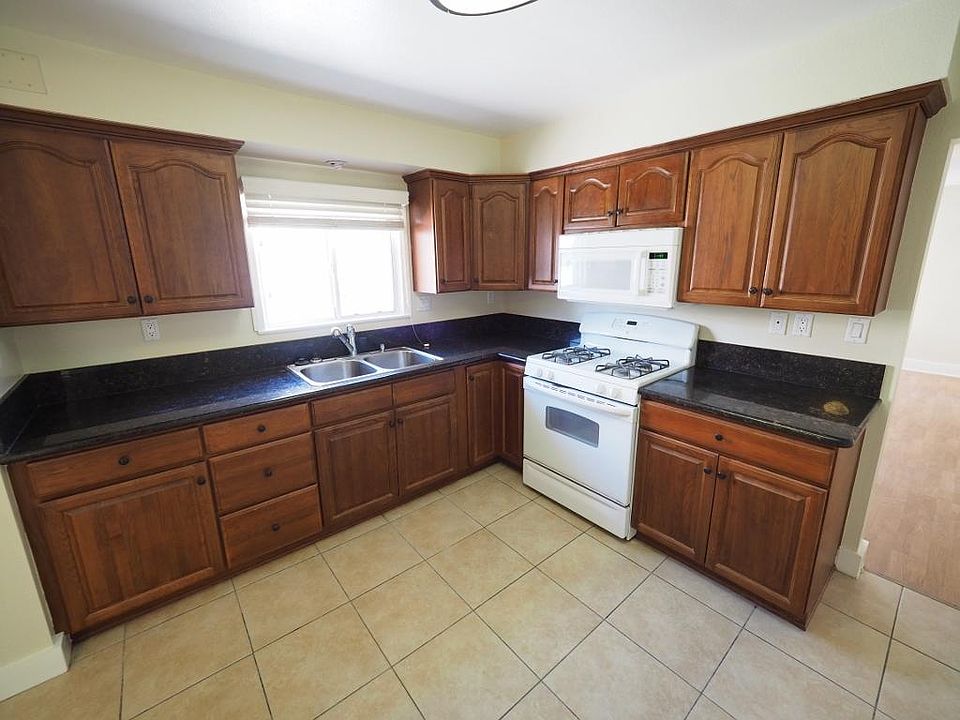 1st image of 1287 Bresee Ave