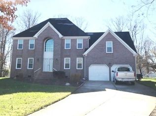 901 Henphil Farms Ct, Chesapeake, VA 23320