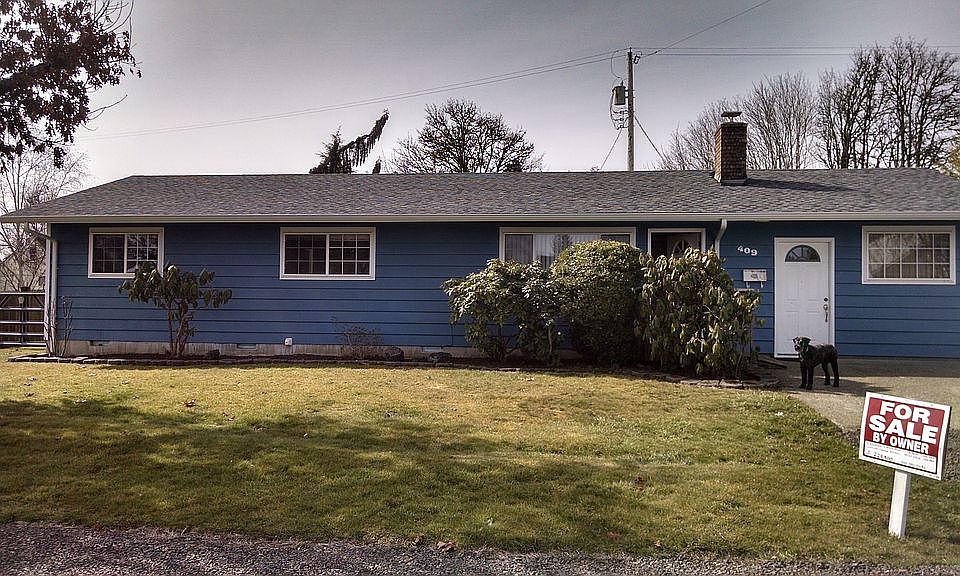1st image of 409 N River St