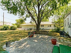 4th image of 338 Yarmouth Ln