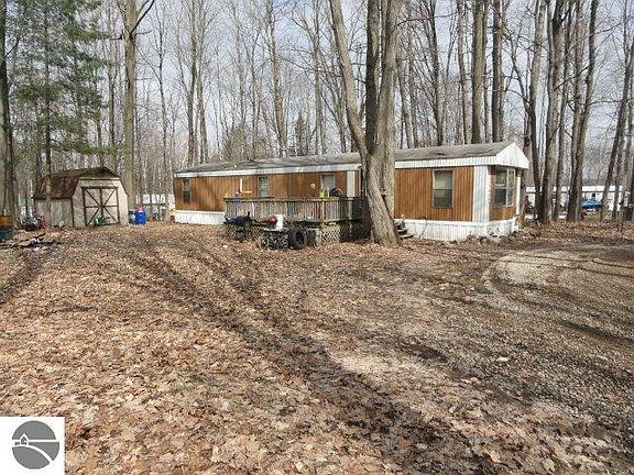 2nd image of 7854 Lawson Ln