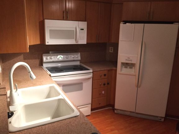 2nd image of 9701 Fontainebleau Blvd #C209