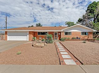 8305 La Camila Rd NE, Albuquerque, NM 87110