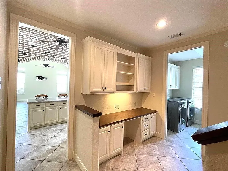 3590 Prescott Dr — Photo 10