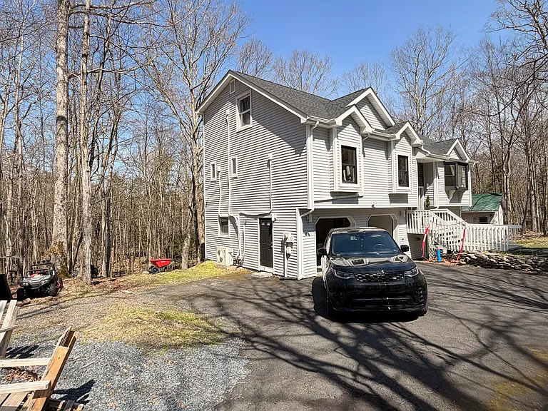 189 Oakenshield Dr — Photo 4