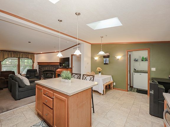 4th image of 50 Hoit Mill Road