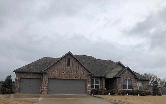 1st image of 463 S Browning Cir