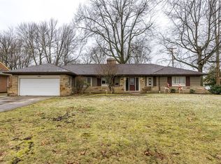 2400 Newbury Dr, Cleveland Heights, OH