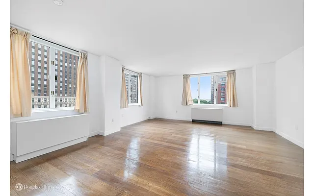 Rented by Douglas Elliman | media 16