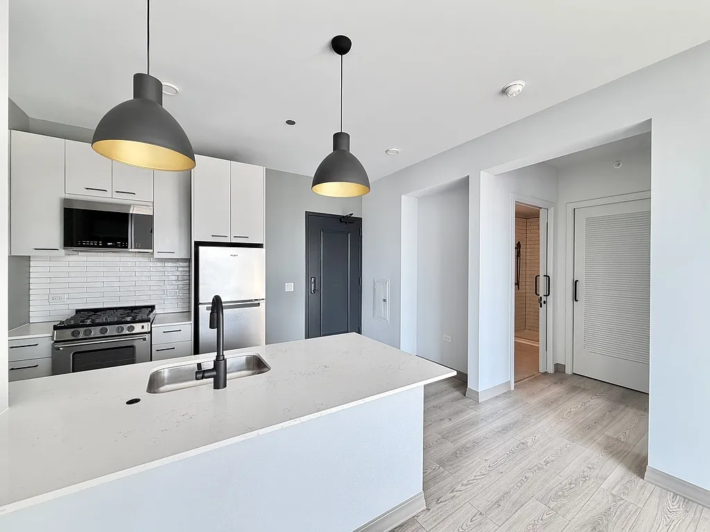 Sensational 1 Bed, 1 Bath at Elston + Webster (Bucktown) — Photo 3