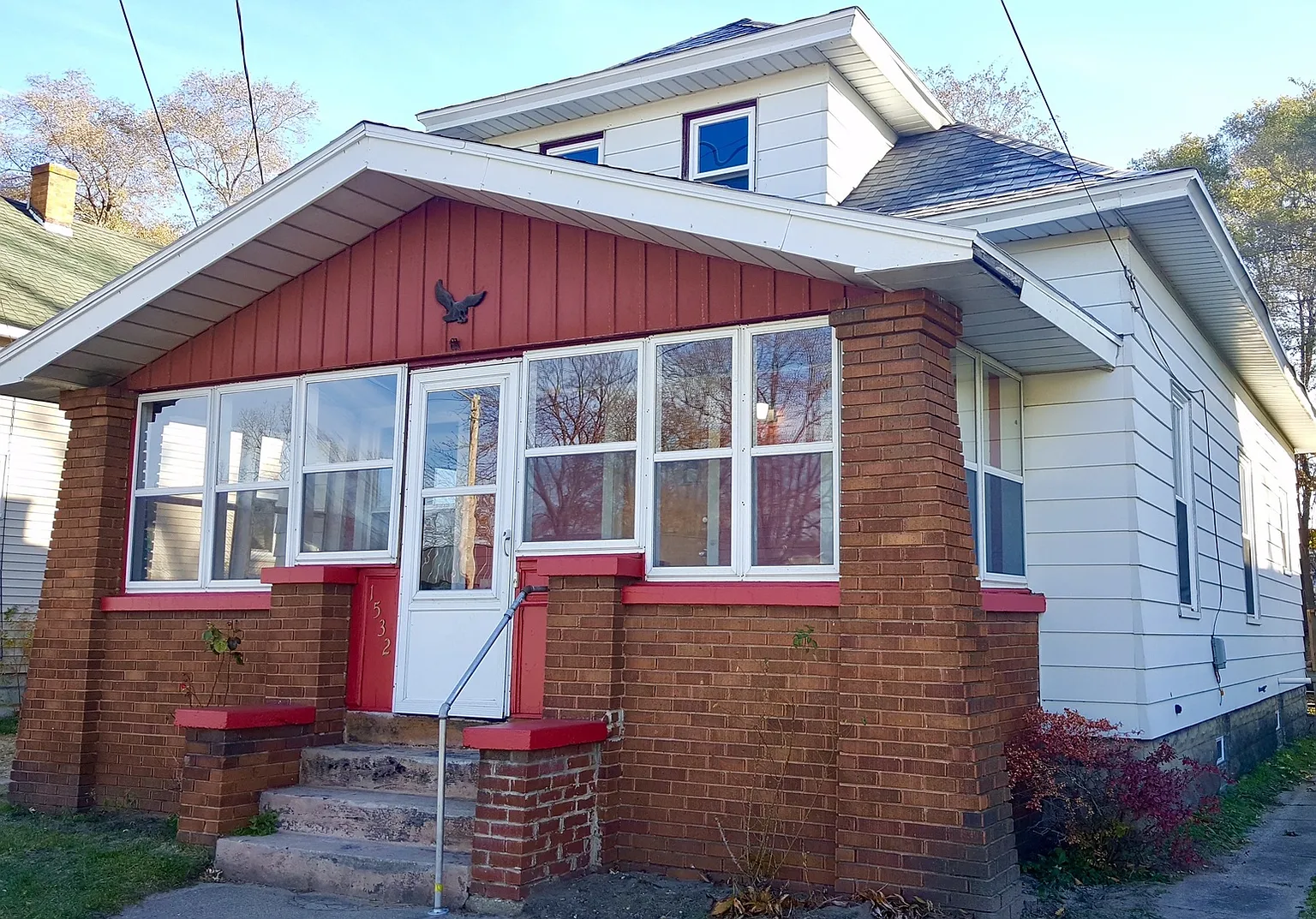 1532 Alpine Ave NW photo 1