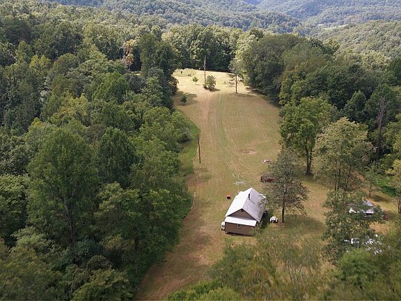 4th image of 2738 Third Run Rd