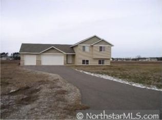 30033 145th St, Princeton, MN 55371