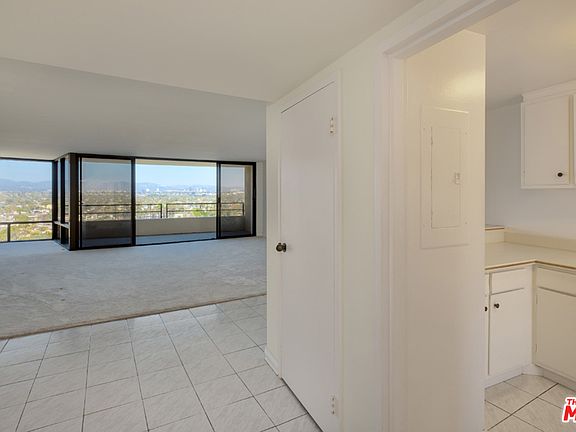 2nd image of 4265 Marina City Dr Unit 909